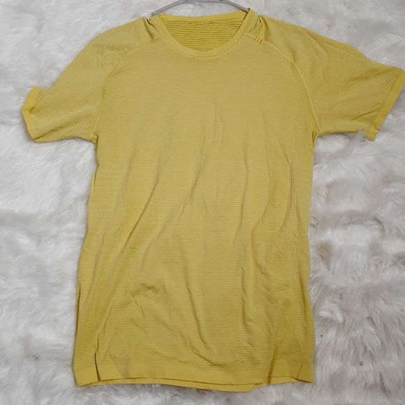 lululemon athletica Other - Lululemon mens shirt